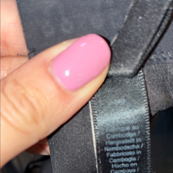 SKIMS Black Bra with Subtle Logo Detail - Picture 3 of 6